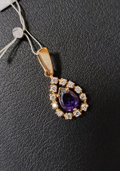 Золотой подвес с аметистом