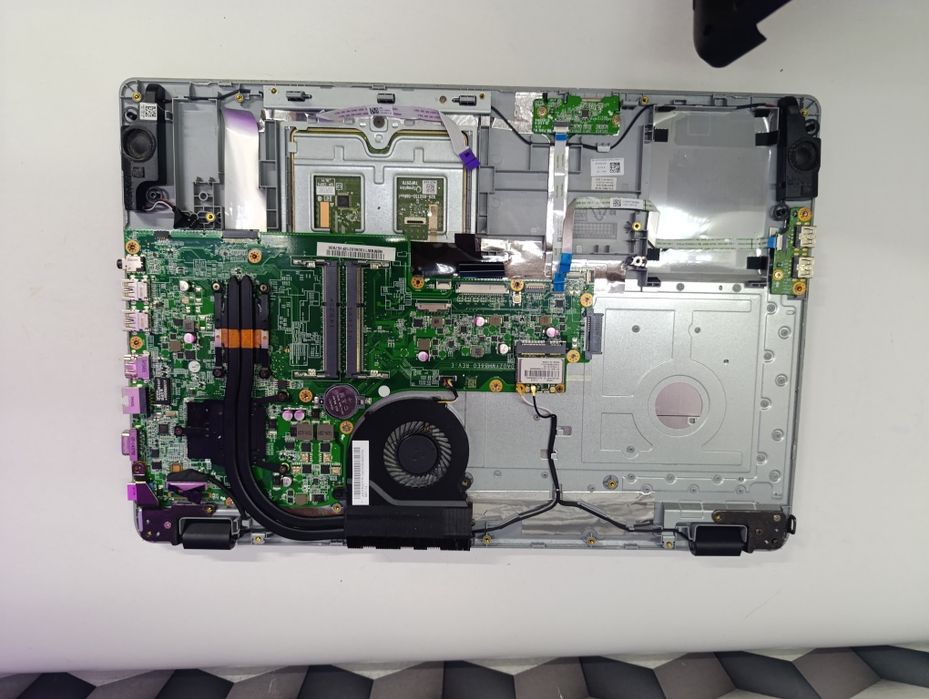 Dezmembrez Acer e5 711 tastatura display capac cooler