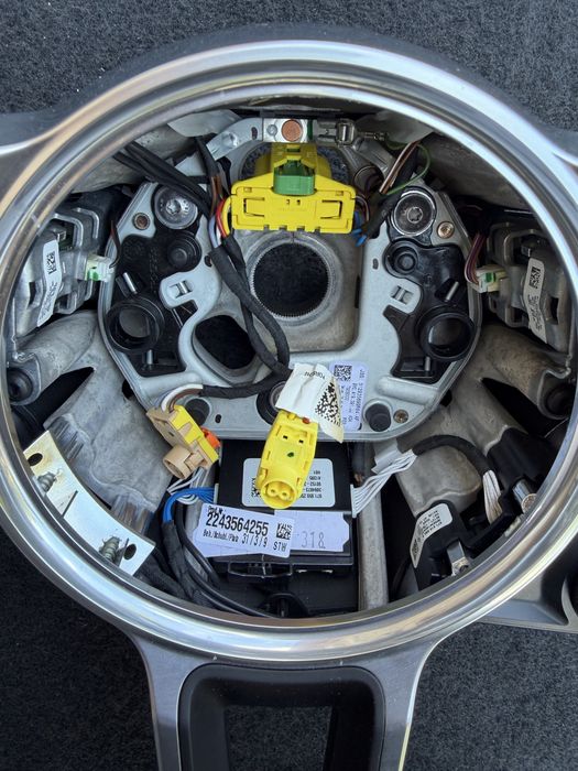 Volan Porsche Cayenne 9Y : 9Y0419091JJ