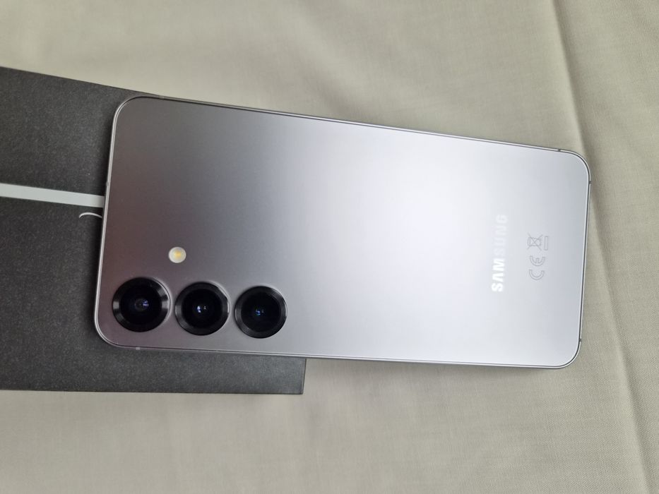 Samsung Galaxy  S25 -  512 GB  Silver Shadow