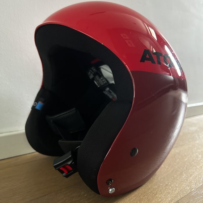 Vand Casca Ski Atomic FIS