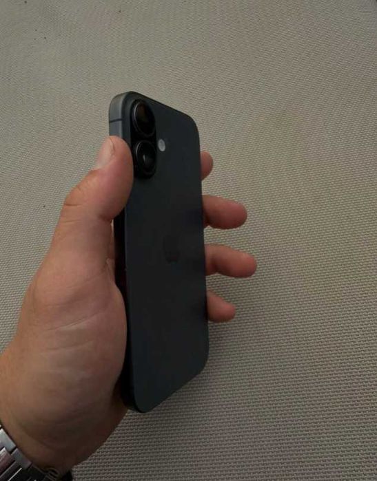 iPhone 17 256GB - 100% капацитет 60 цикъла