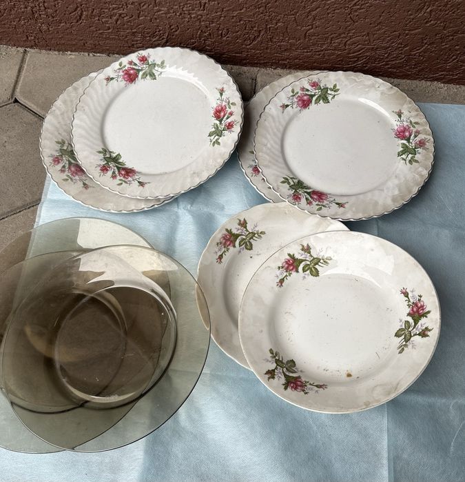 Продам посуду - тарелки.