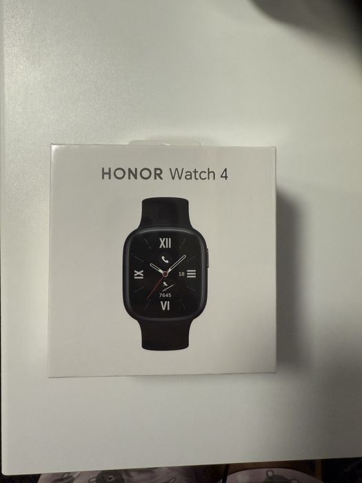 Смарт часовник Honor watch 4