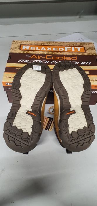 Skechers,incaltaminte barbati,marimea 41.Produs impecabil