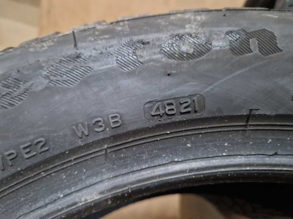 2 Firestone R18 215/55
зимни гуми
DOT4821