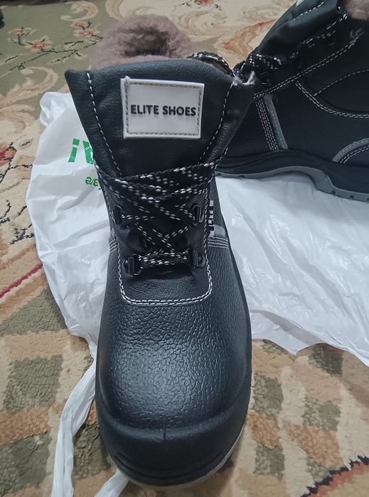 Спец ботинка сатылады