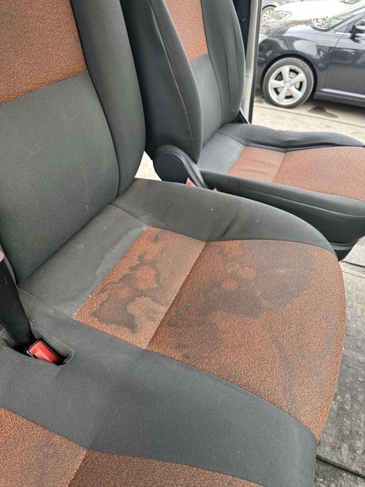 Curatare si iginizare canapele(injectie/extractie +aburi)