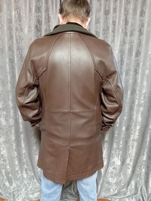 Продается кожаный тренч