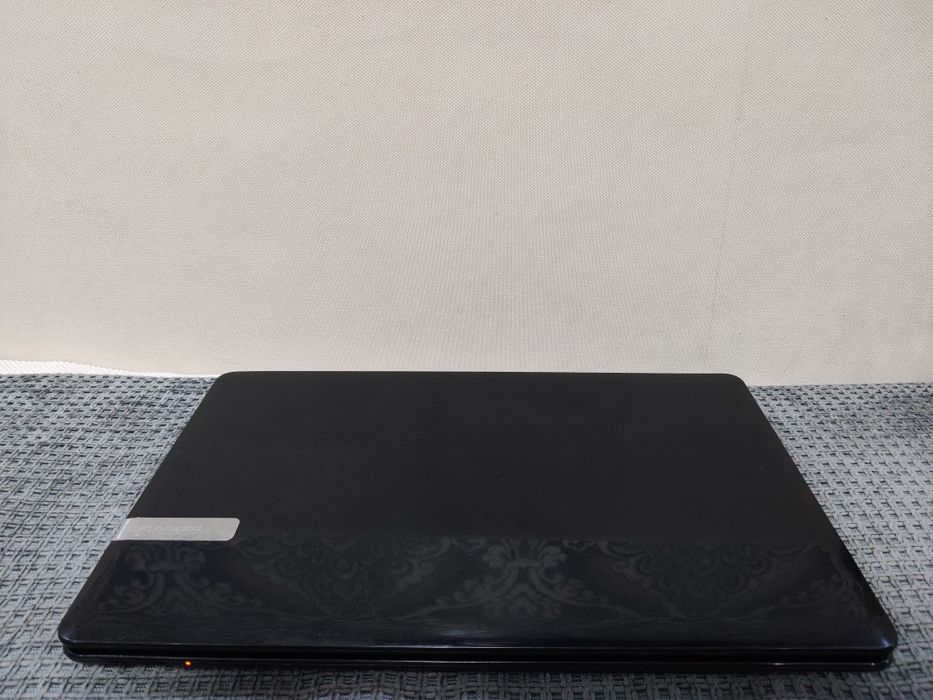 Ноутбук Packard bell (Acer)