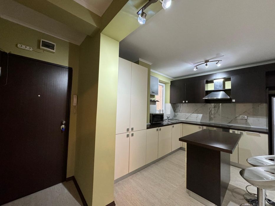 Inchiriez Ap. 2 camere în centru