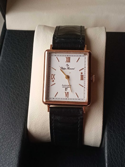 Часы золотые 585 пробы