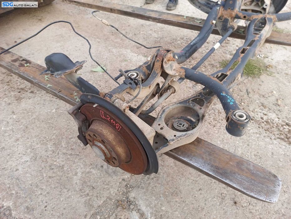 Punte Spate cu Brat Brate Fuzeta Fuzete Volkswagen Passat B6 Berlina Limuzina 2005 - 2010 [L2118]