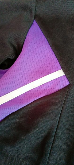 Продавам:Оригинален Анцунг Adidas Реал Мадрид