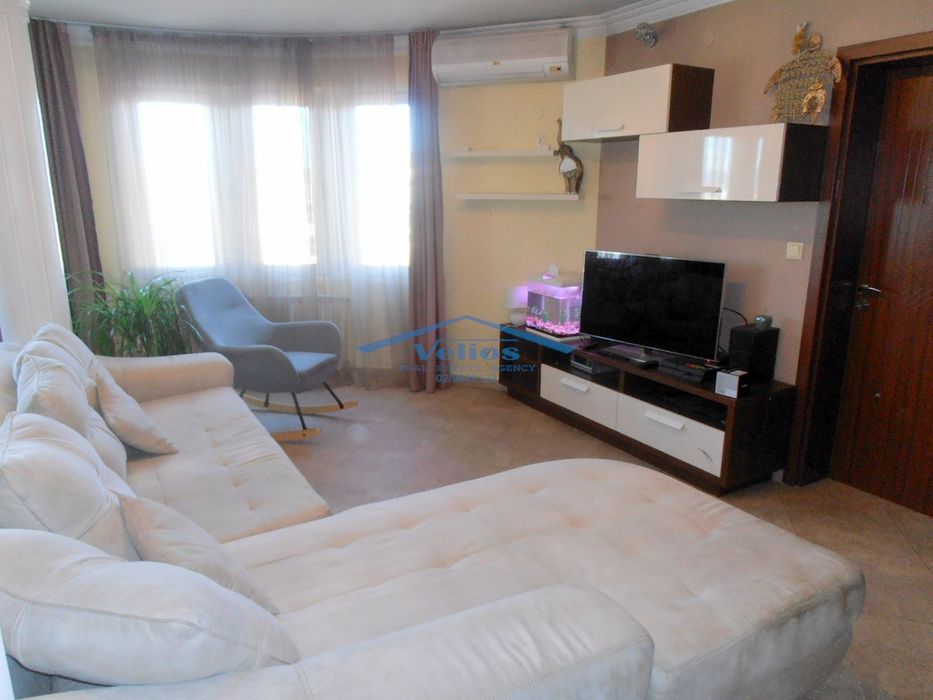 Дава под наем мезонет с 3 спални в гр. София , Оборище.