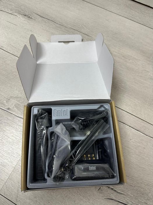 Stații emisie receptie VHF Entel HT644.