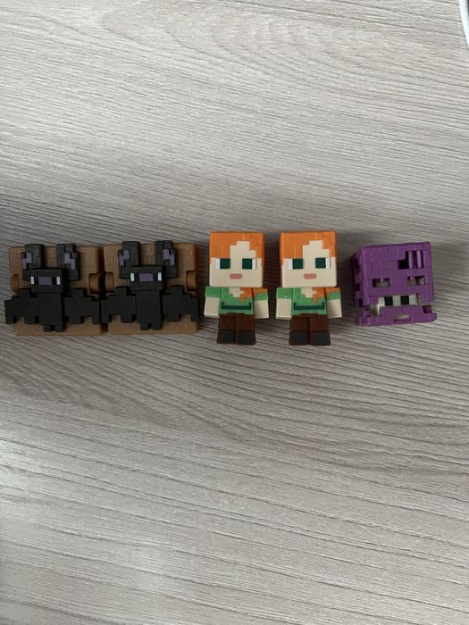 Фигурки киндер Джой Minecraft