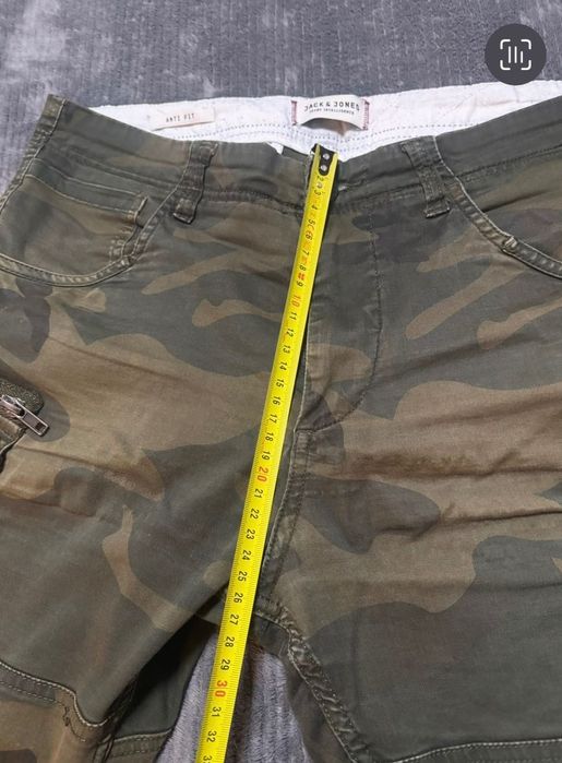 Jack and jones камофлажен панталон