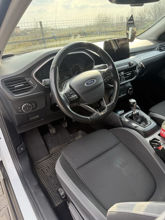 FORD Focus 2019 — imagine 4