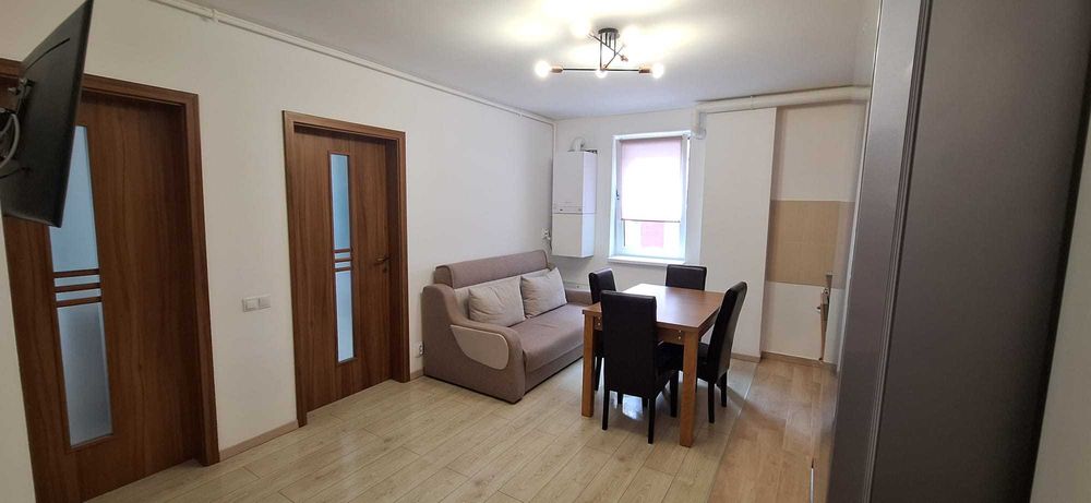 PF închiriez apartament cu 2 camere si bucatarie decomandate 53,5 mp