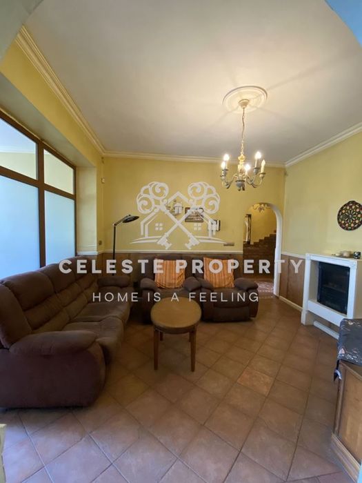 3-стаен в София-Център площ 134 цена 840