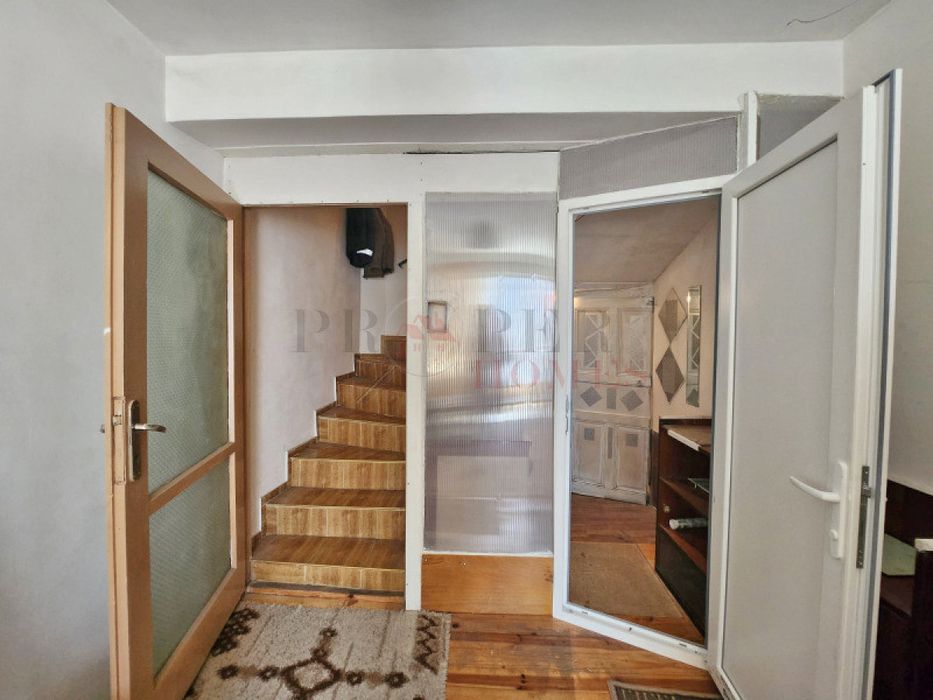 Продава се Двустаен апартамент в Велико Търново, Колю Фичето - 65 кв.м за 1293 €/кв.м - Снимка #5