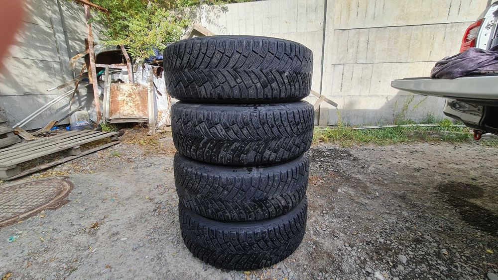 Michelin x-ice north 4. 235 ×55×19