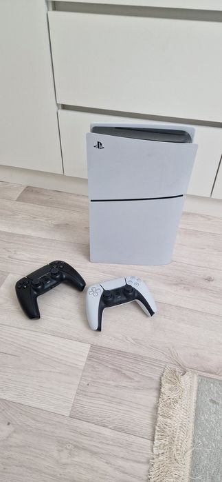 Play station 5 slim 1 tb