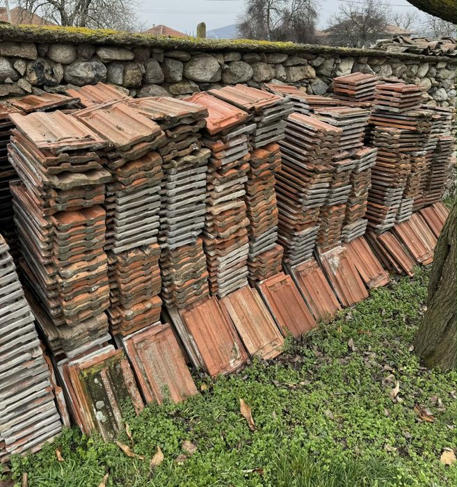 Керемиди/капаци.