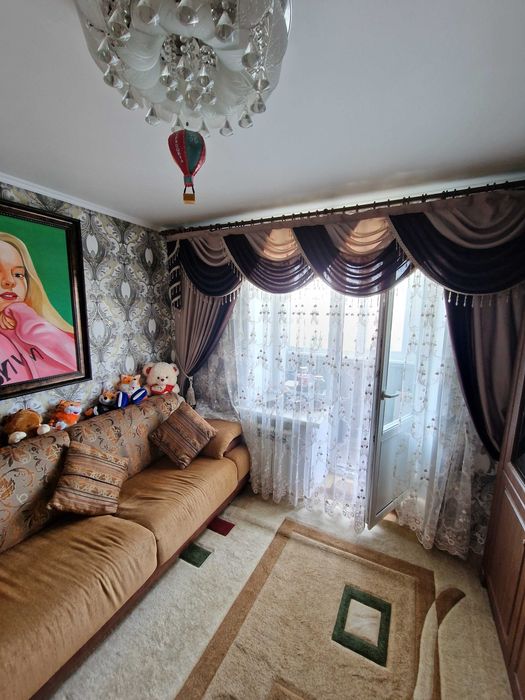 Продам 5-ти комнатную квартиру.