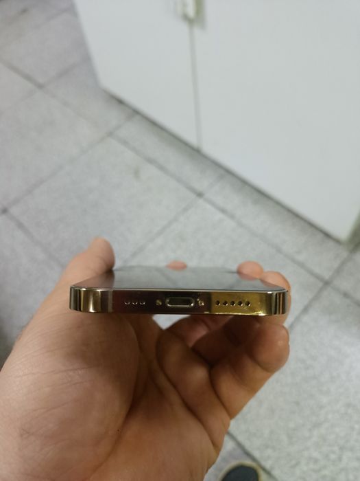 Айфон 13 про с гарантией