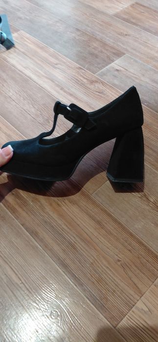 Продам туфли 39 размер