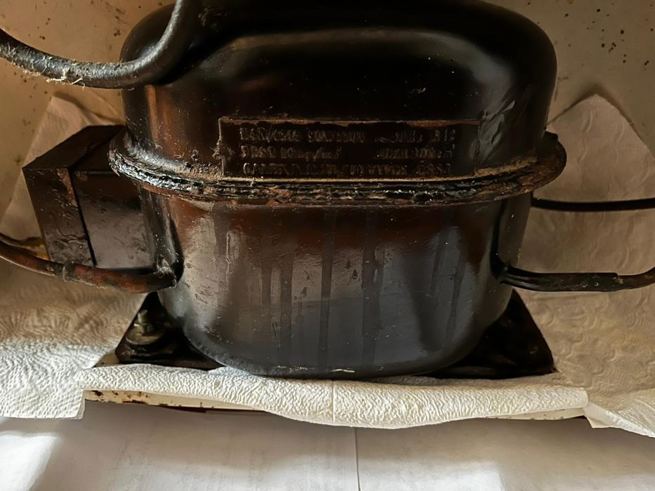 Продам мотор от советского холодильника