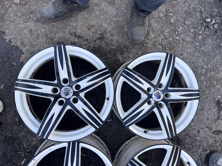 Диски  Кйа Хинундай  р17 5/114,3    Рав 4