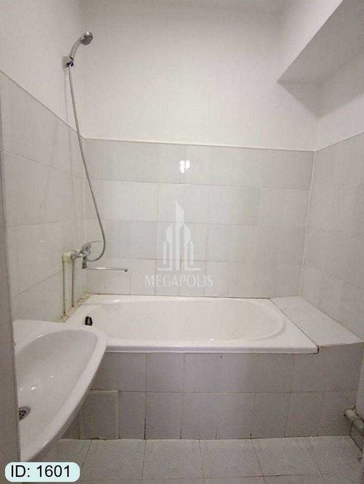 SOTILADI №1601 7-mikrorayon yo'l yoqasida 4xonalik uy