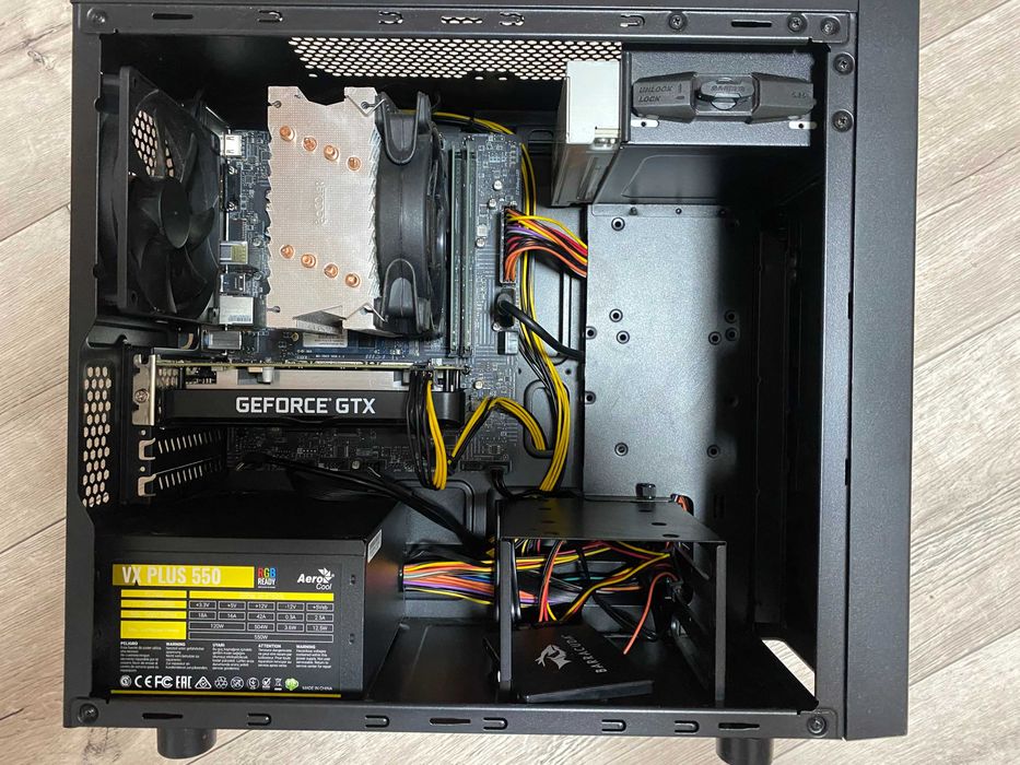 Блок gtx 1650 i3 - 10100f ssd