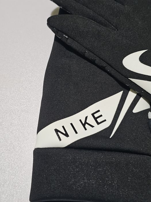 Manusi Nike Touchscreen