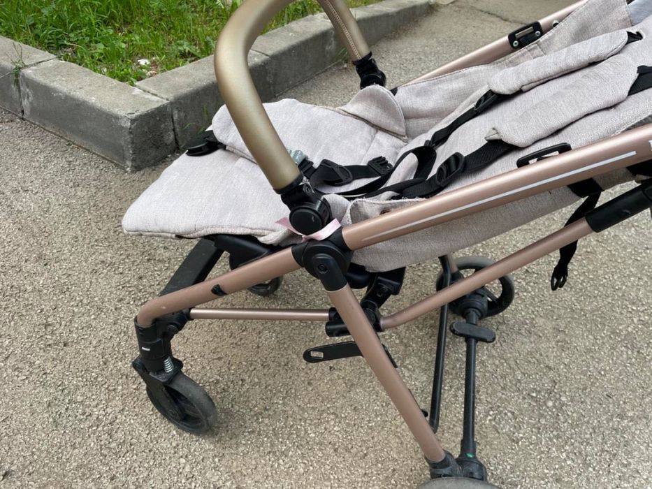 Selfie Plus бебешка лятна количка Mon Amour Peg Perego