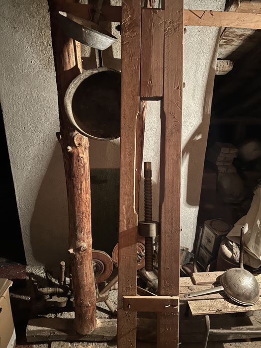 Вертикален тъкачен Стан .