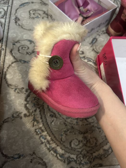 Обувь на малышку по 1000