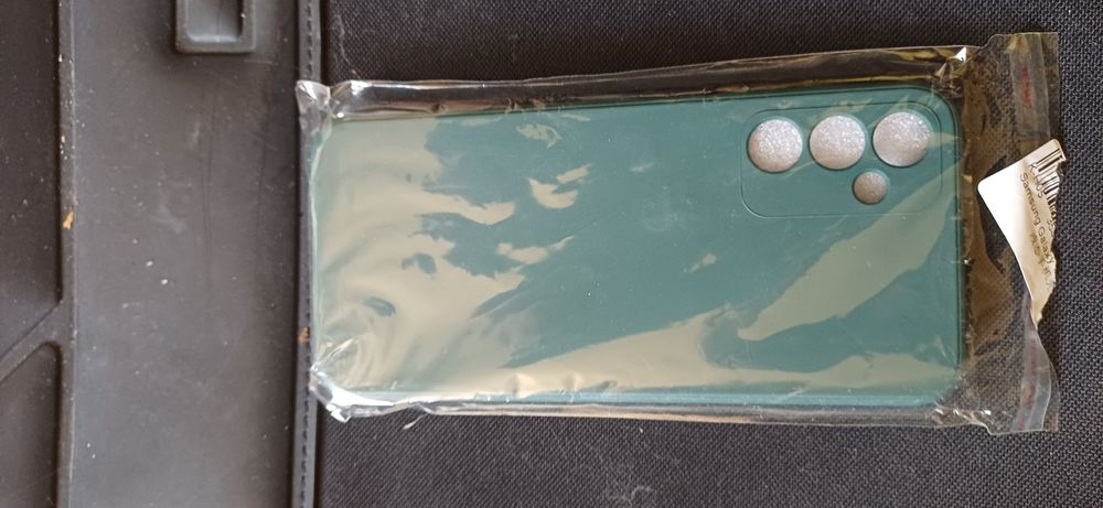 Продавам силиконов гръб горско зелено за Samsung Galaxy m14 5G