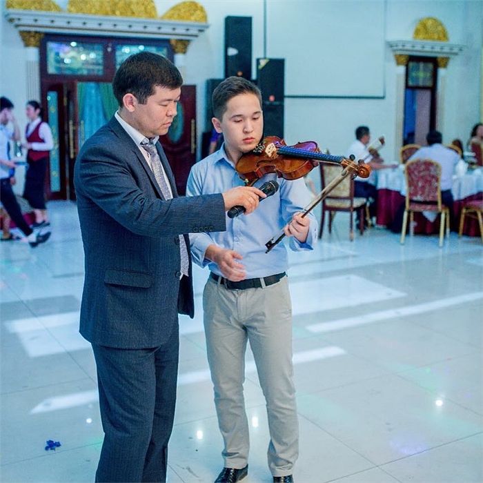 Музыкант Скрипач На Мероприятие