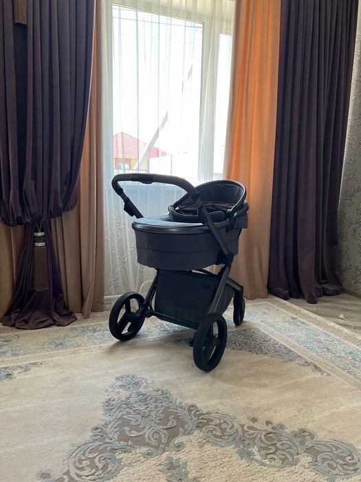 Продам коляску. В отличном состоянии.