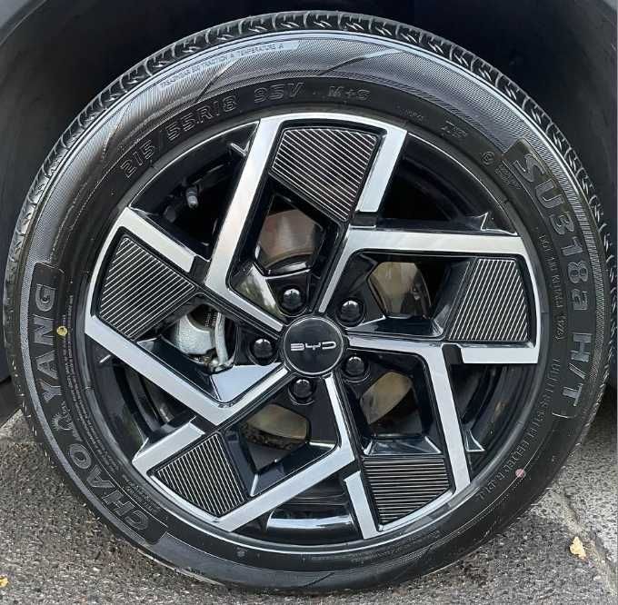 Колпачки на диски BYD