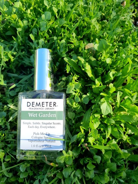 Продам духи Demeter Wet Garden