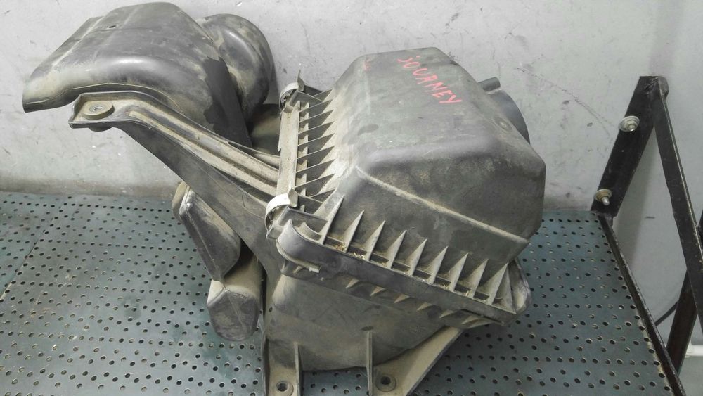 Carcasa filtru aer 2.0 crd dodge journey 04891899ab 29961bb