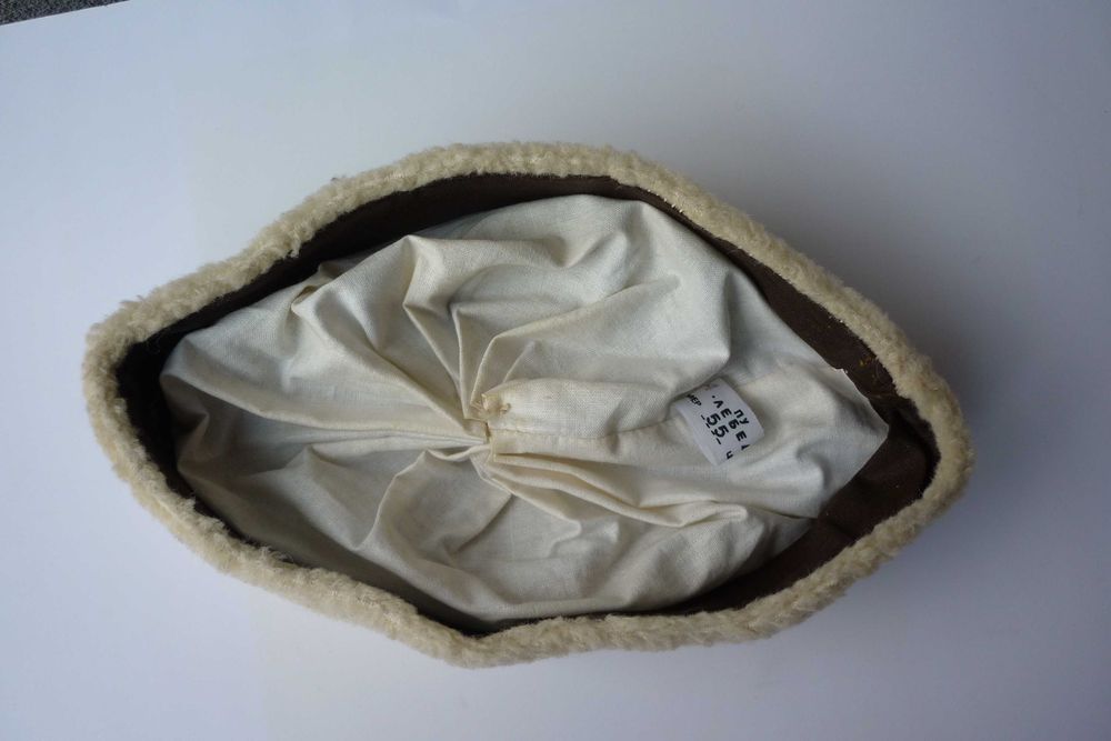 Нов калпак за Чавдарче