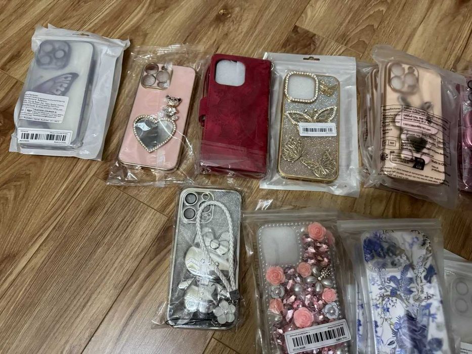 Чехлы для Iphone 15 Pro Max стразы камушки зеркало плющевый