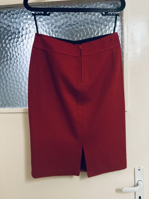 Стилен вълнен костюм