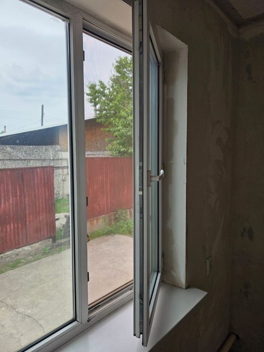 Продам окна 7 шт